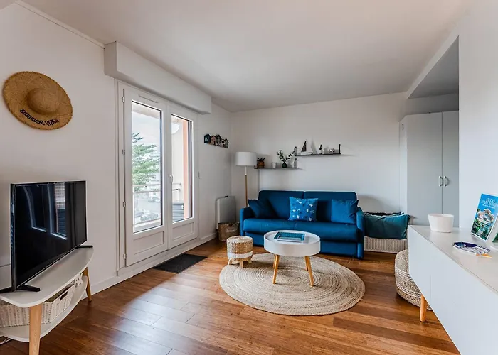 Apartmán Pereire: T2 Face A La Avec Balcon Et Parking - Fr-1-433-150 *